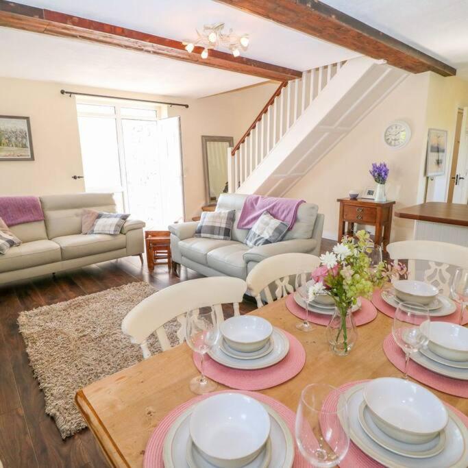 Shannonvale Cottage