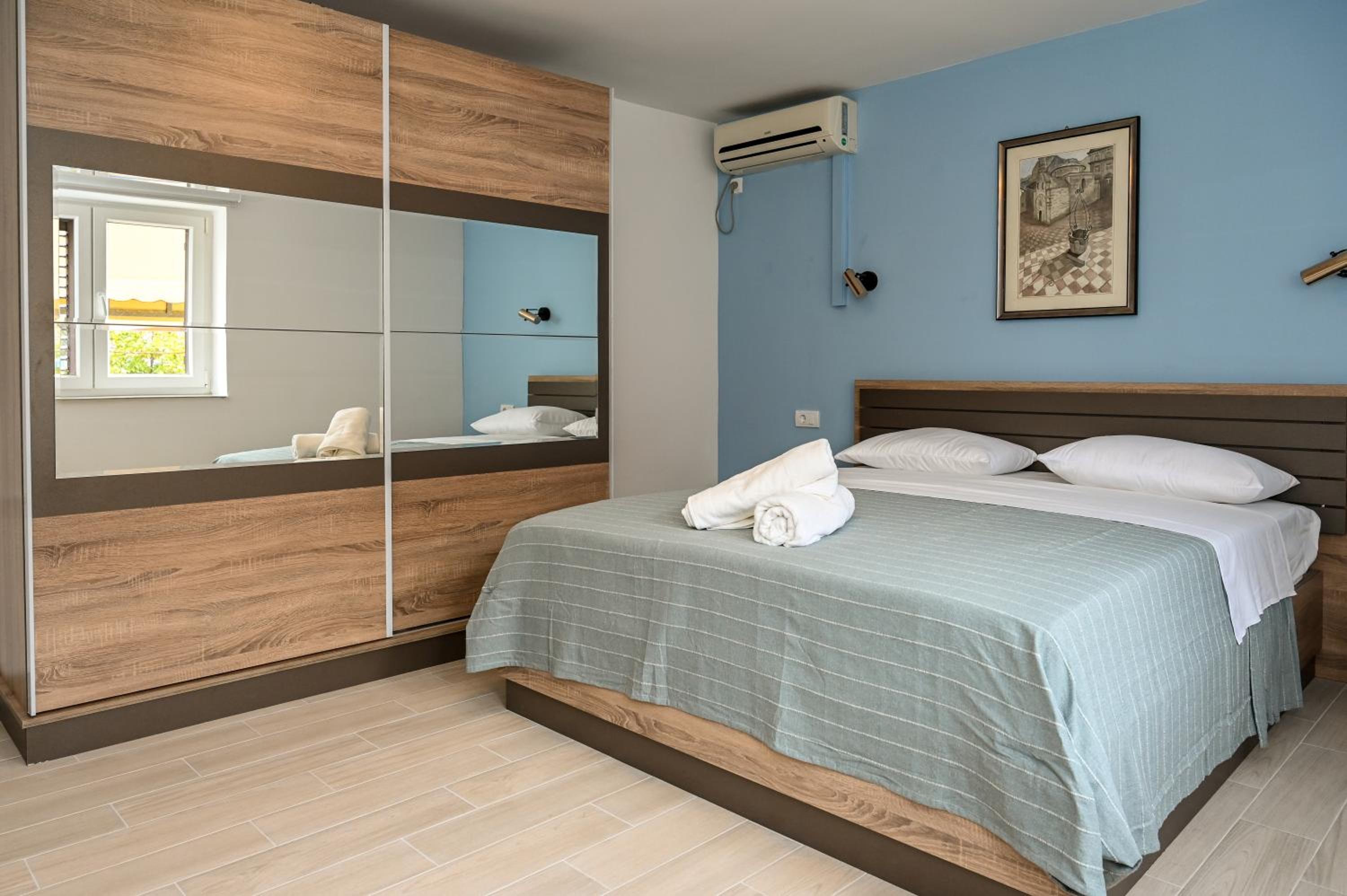 Porto Azzurro apartments view 4