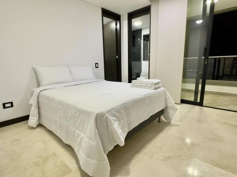 1301 Luxury Penthouse, Poblado