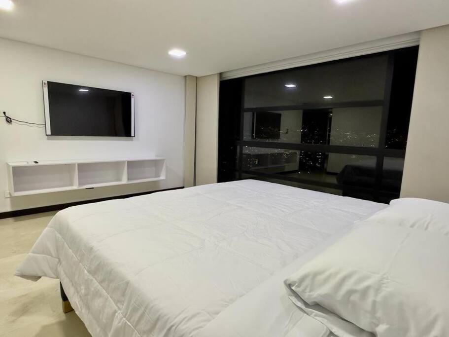 1401, Luxury Penthouse In El Poblado