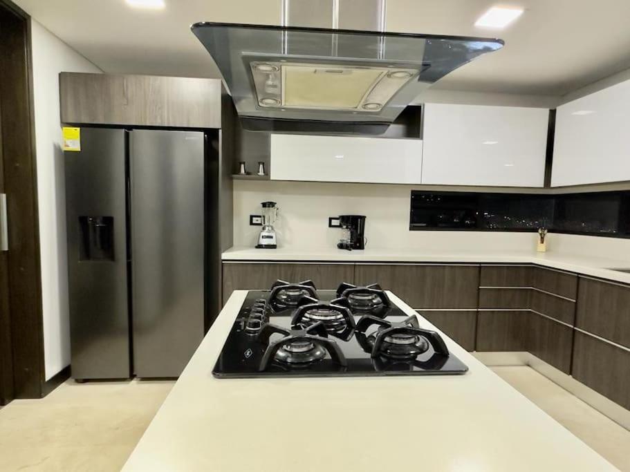 1401, Luxury Penthouse In El Poblado