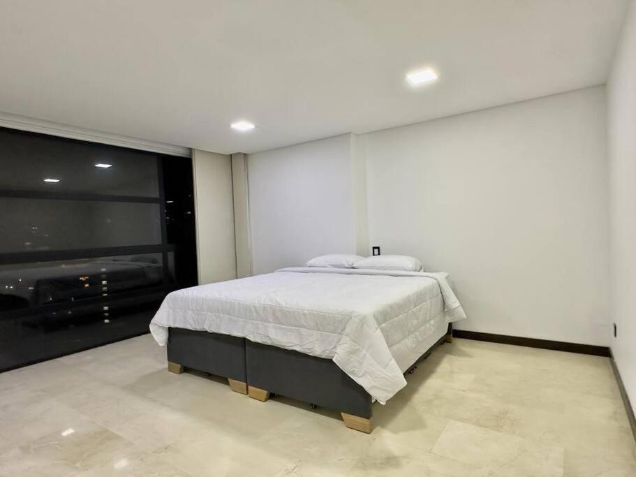 1401, Luxury Penthouse In El Poblado