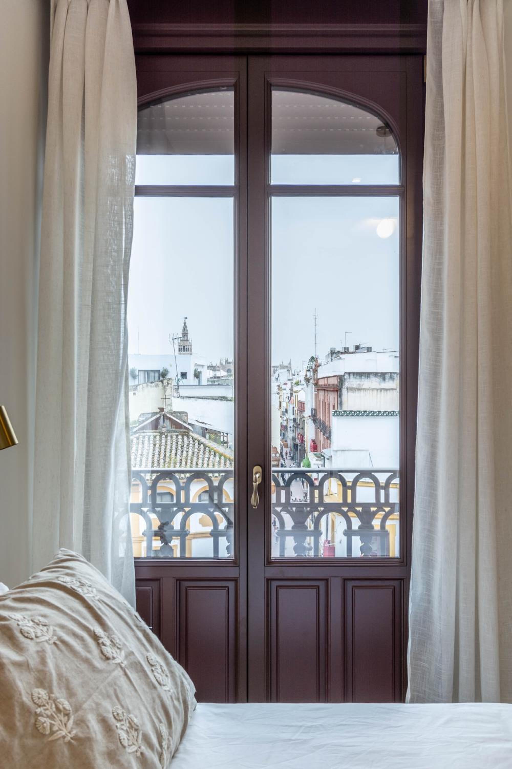 Betis Suites-La Campana