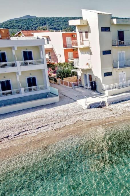 Evita's ikia seaside luxury house photo 5