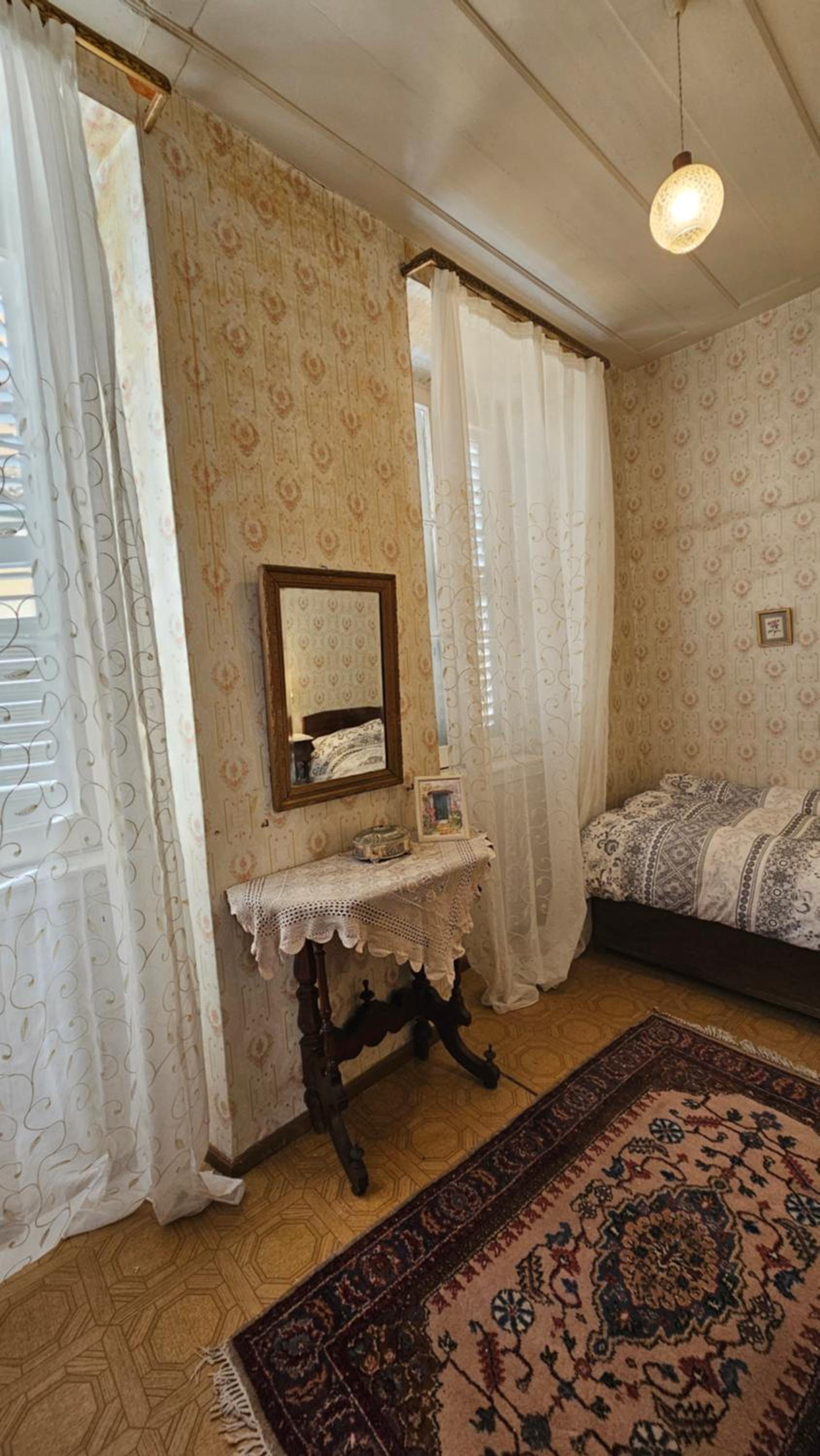 CASA ALIKI
