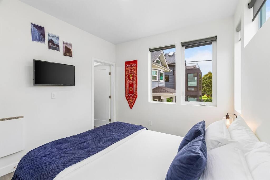 Martell's Sunspear Sweet Suite view 3