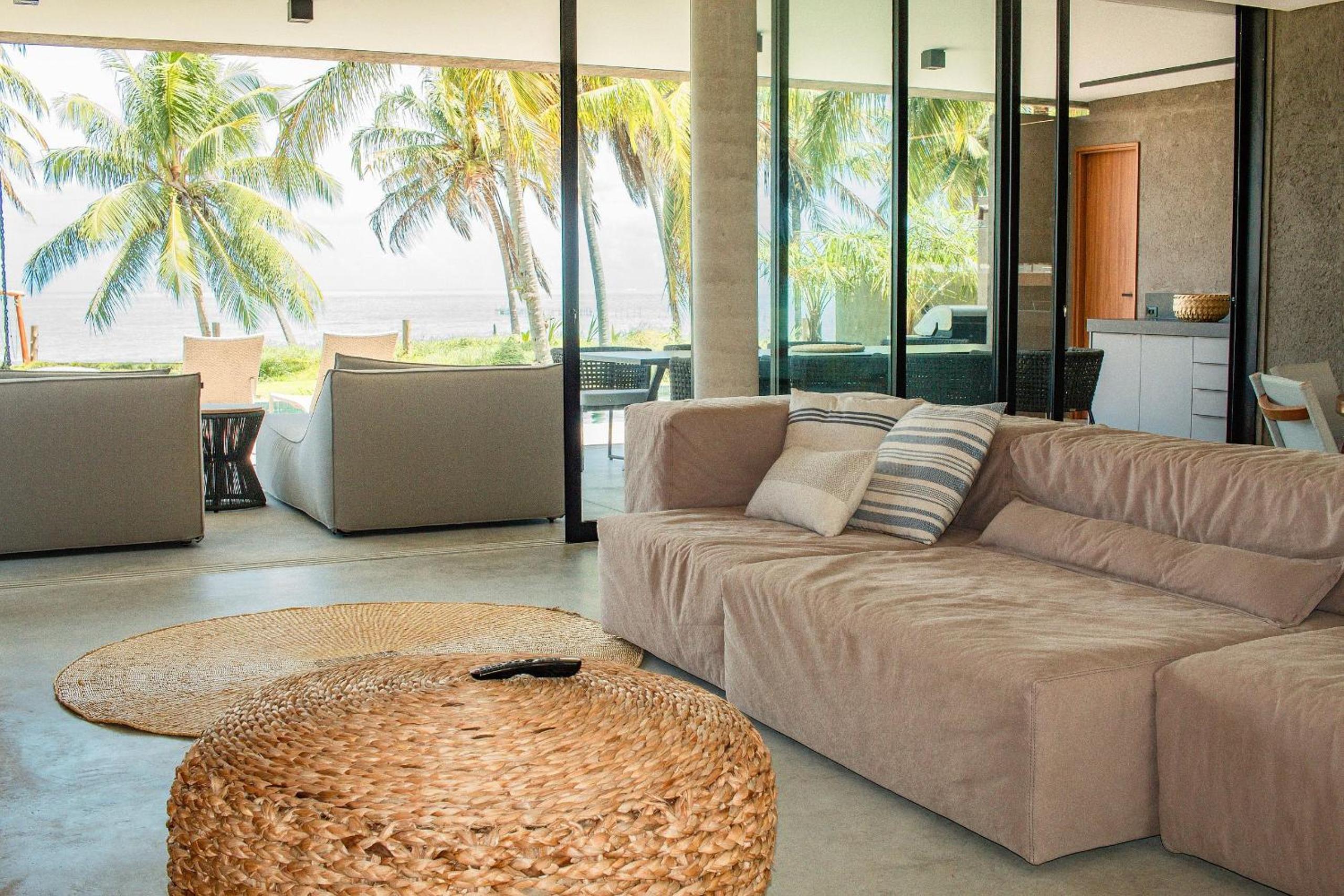 Casa Kamará Beira Mar de Milagres by Qavi