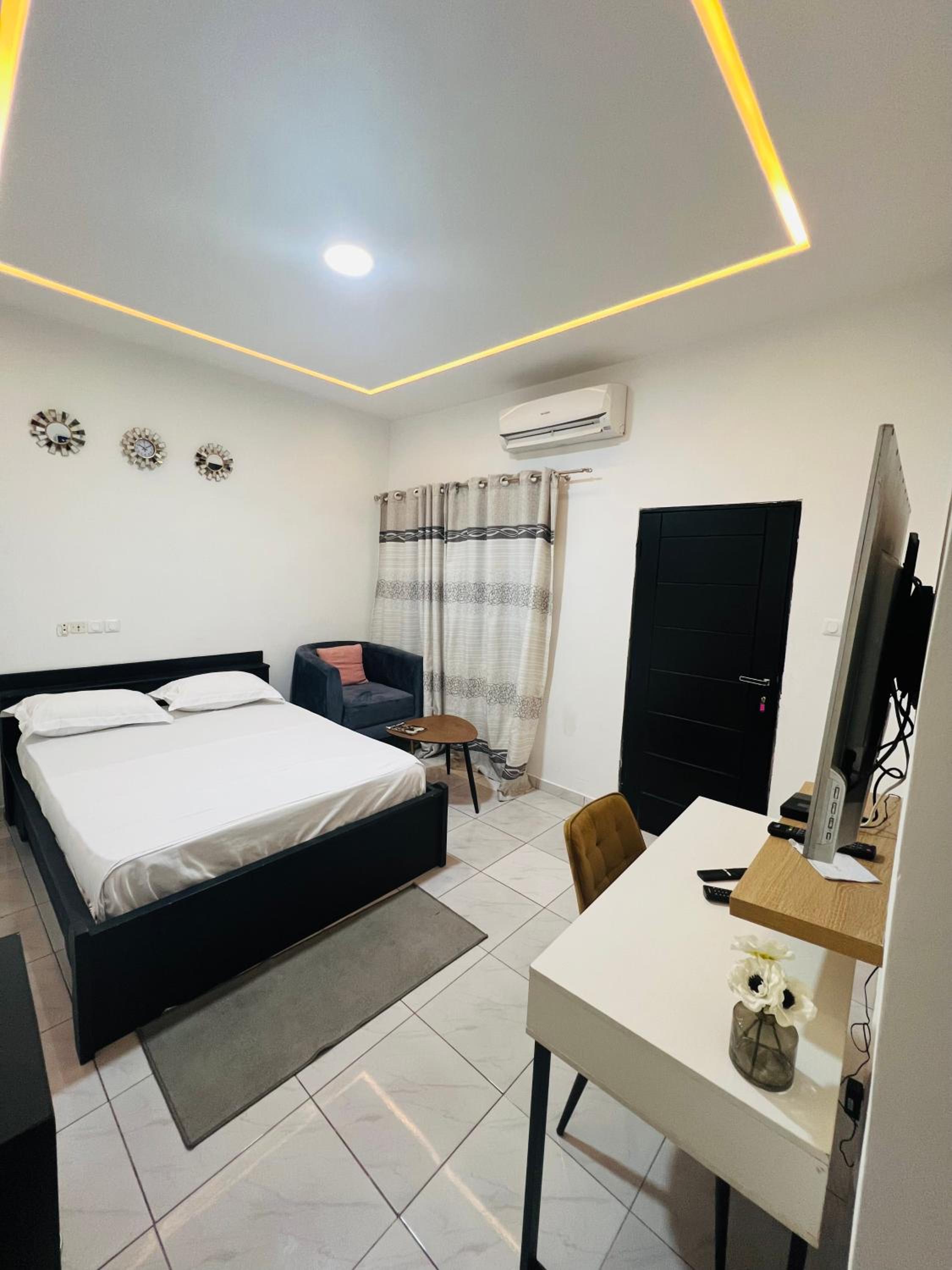 AD HOME view 4