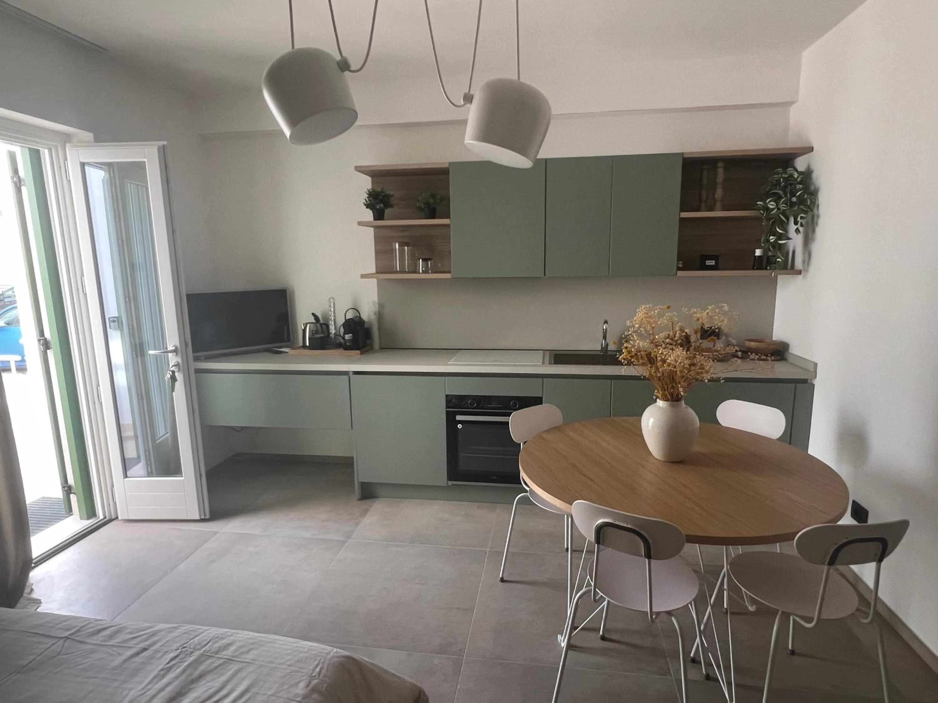 Beim Franco en Polignano a Mare — kitchen