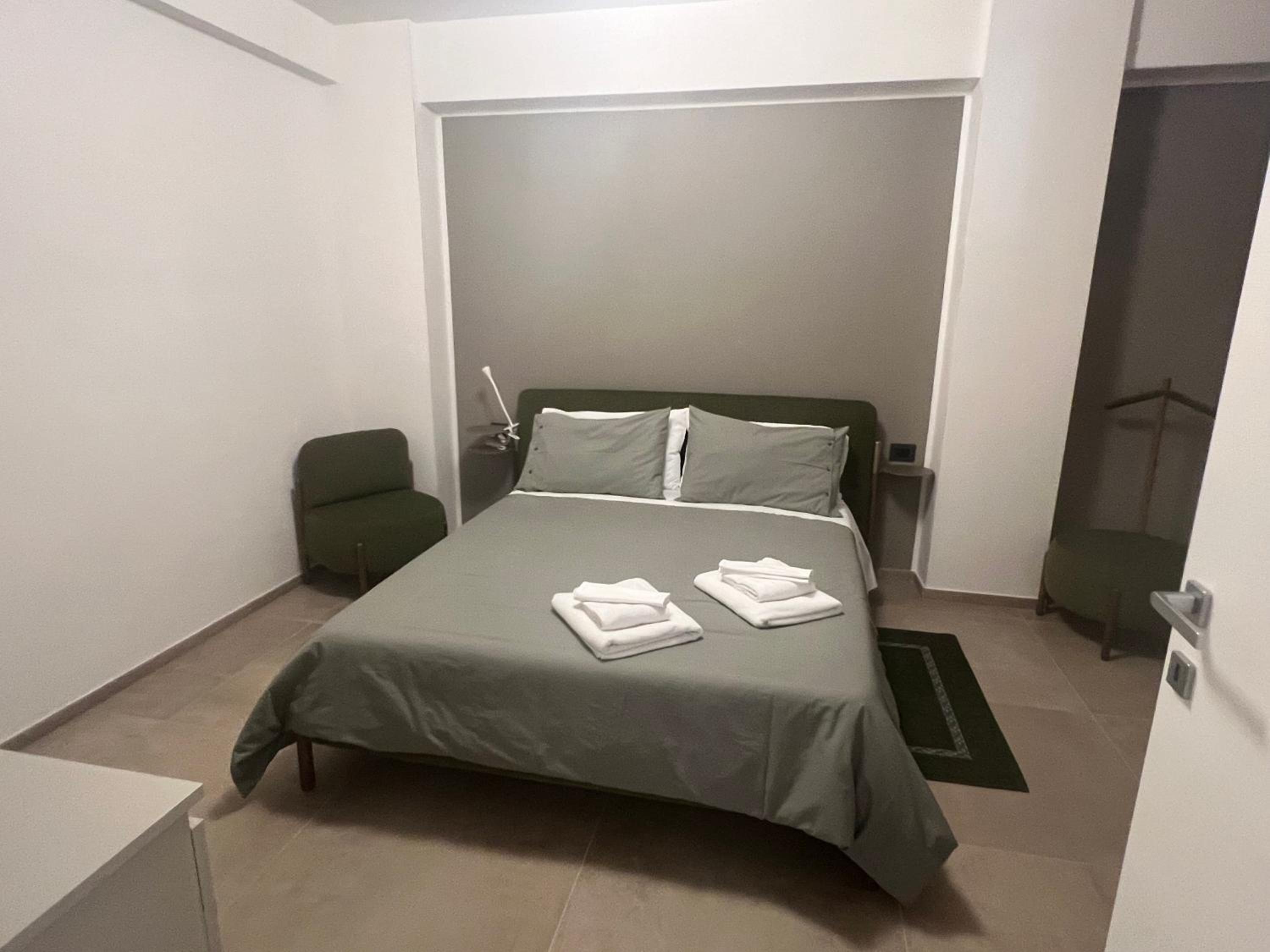 Beim Franco en Polignano a Mare — hotel room