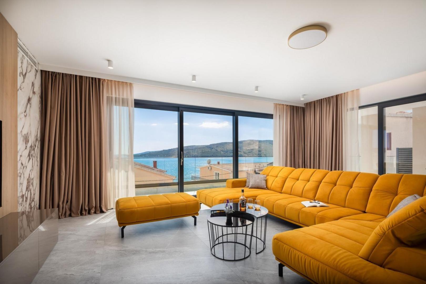 NEW! Villa Brilliance heated pool 50 m2, sea view