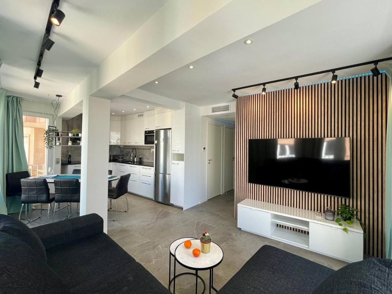 Sea Side apartments