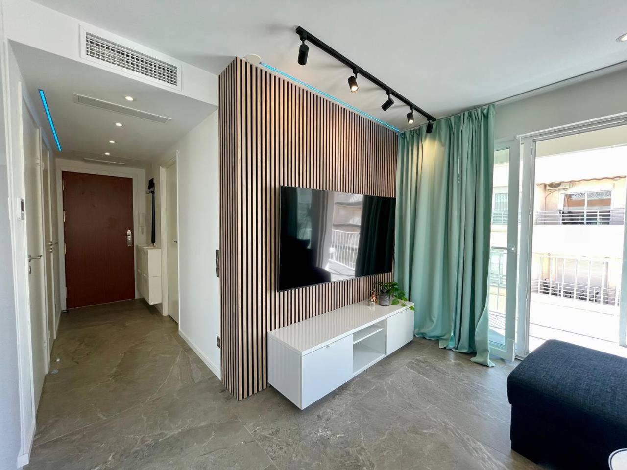 Sea Side apartments