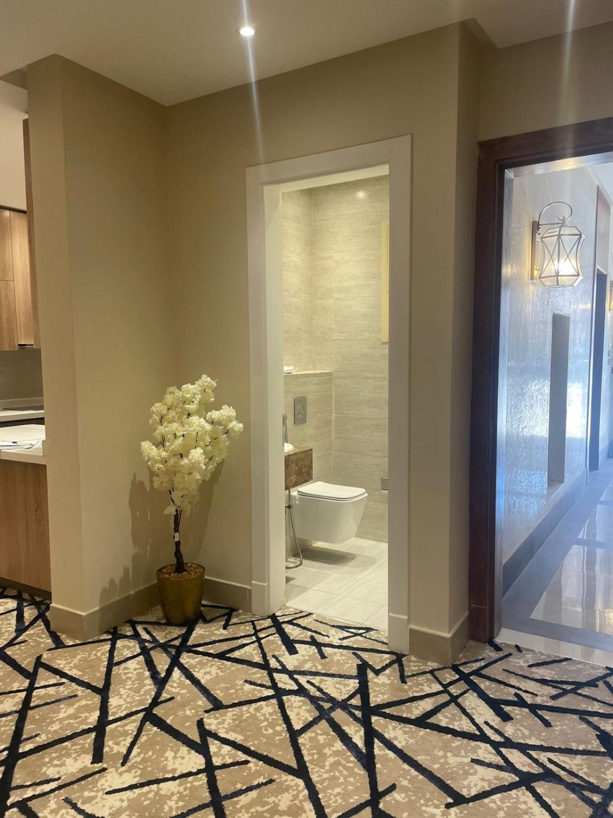 BOULEVARD APARTMENTs
