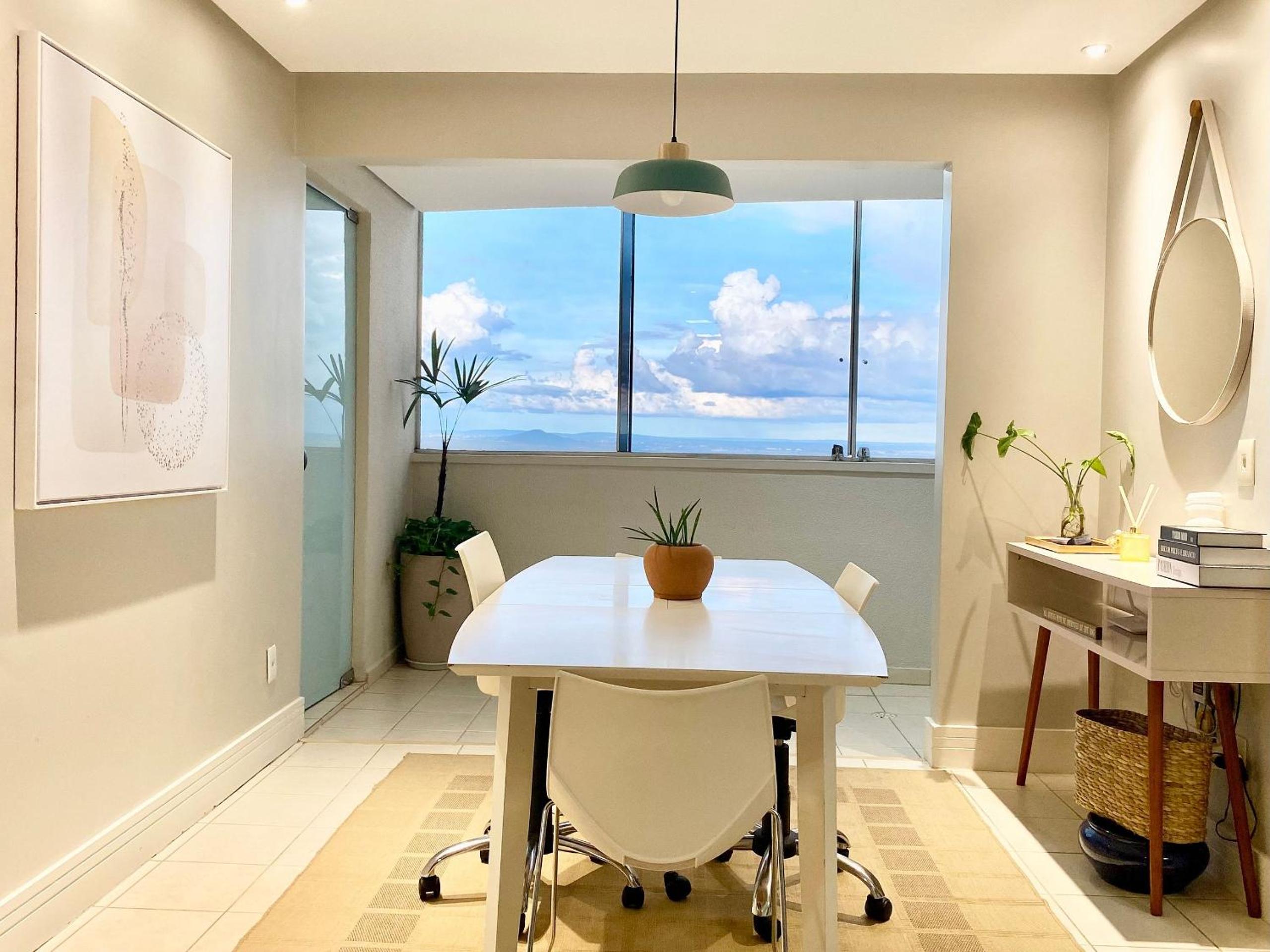 Unique Residence, close to Park and Shopping Flamboyant