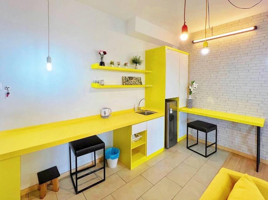 Mount Austin Cube8teen Homestay 新山