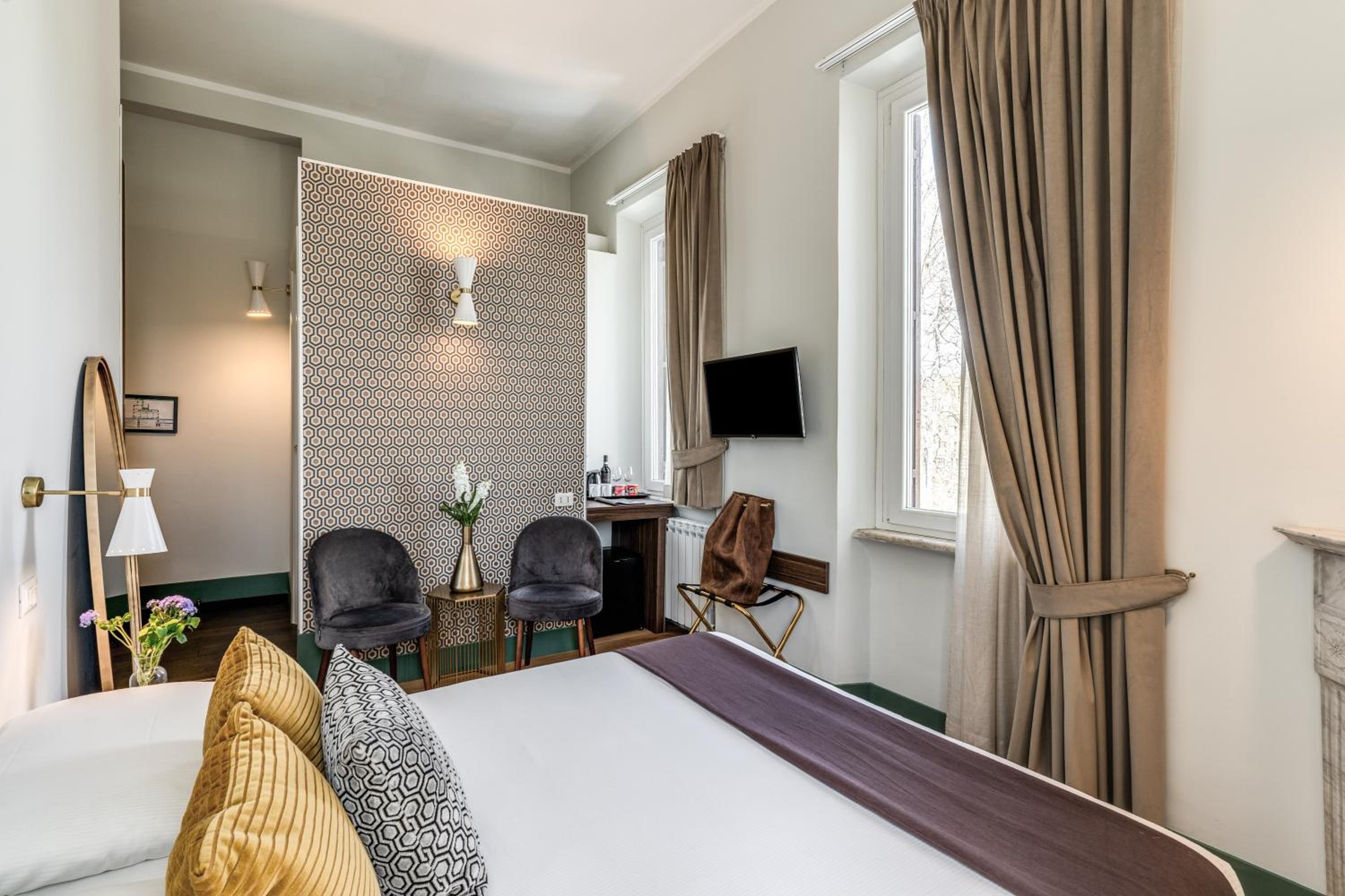hotel room