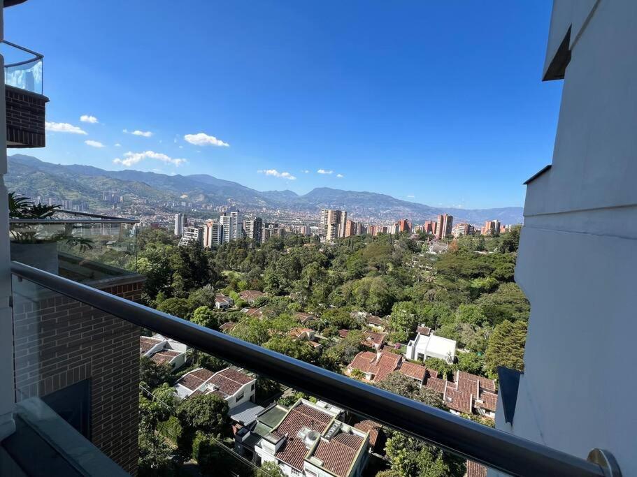 1102, Best View Beautiful Apartment El Poblado
