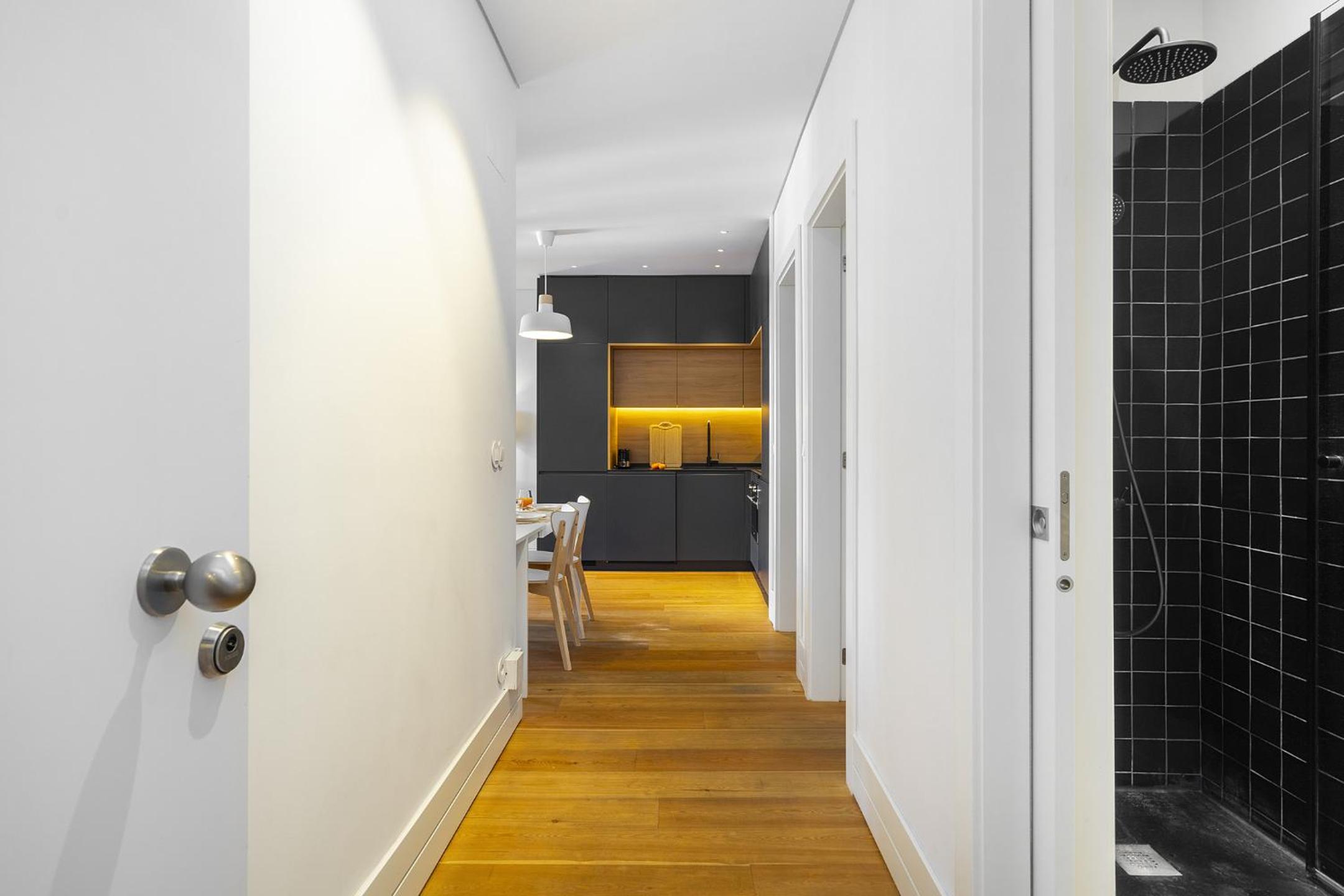 WHome Urban Elegance: A Modern Haven in Lisbon's Heart view 4