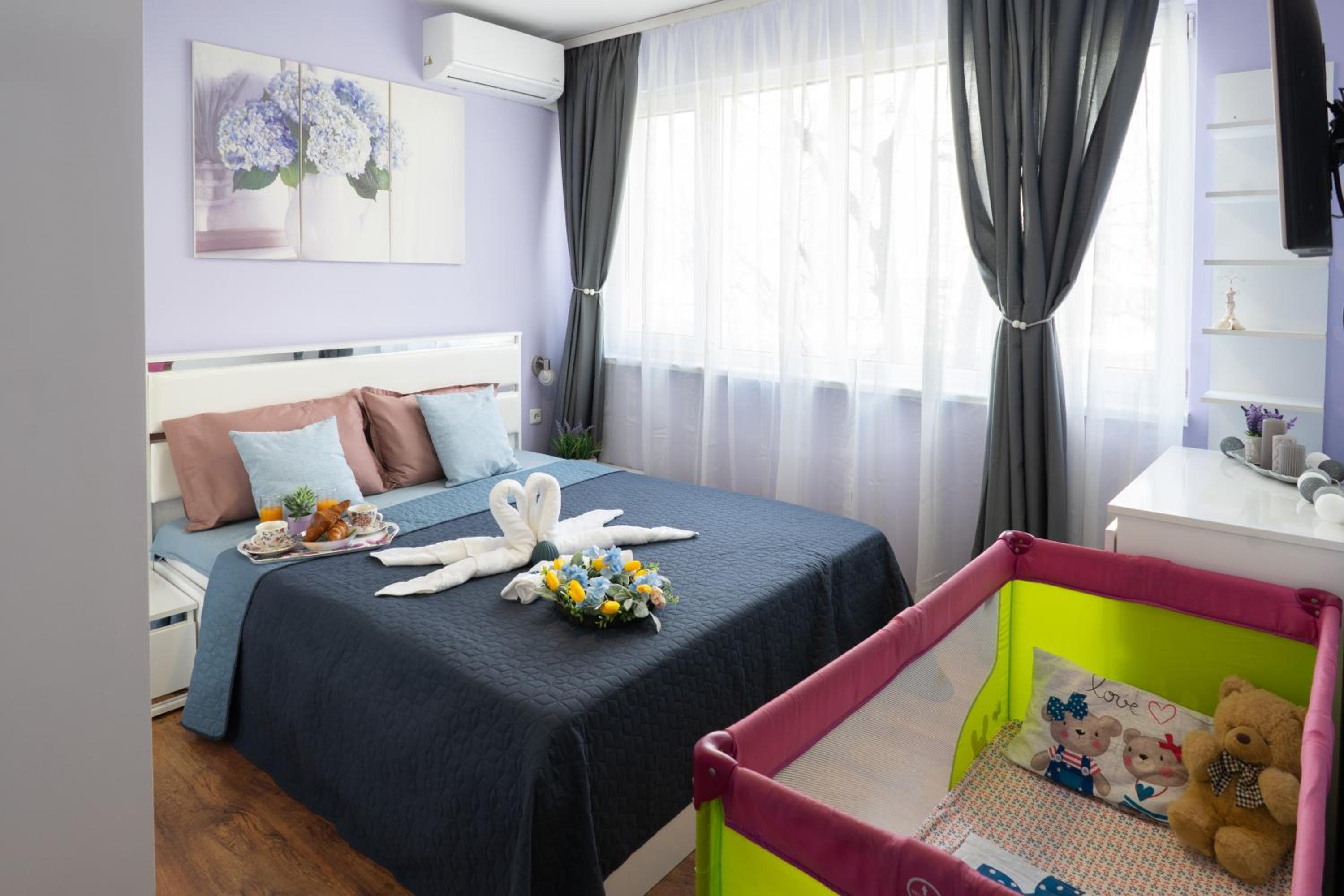 Luxury 2BR Retreat in Central Varna