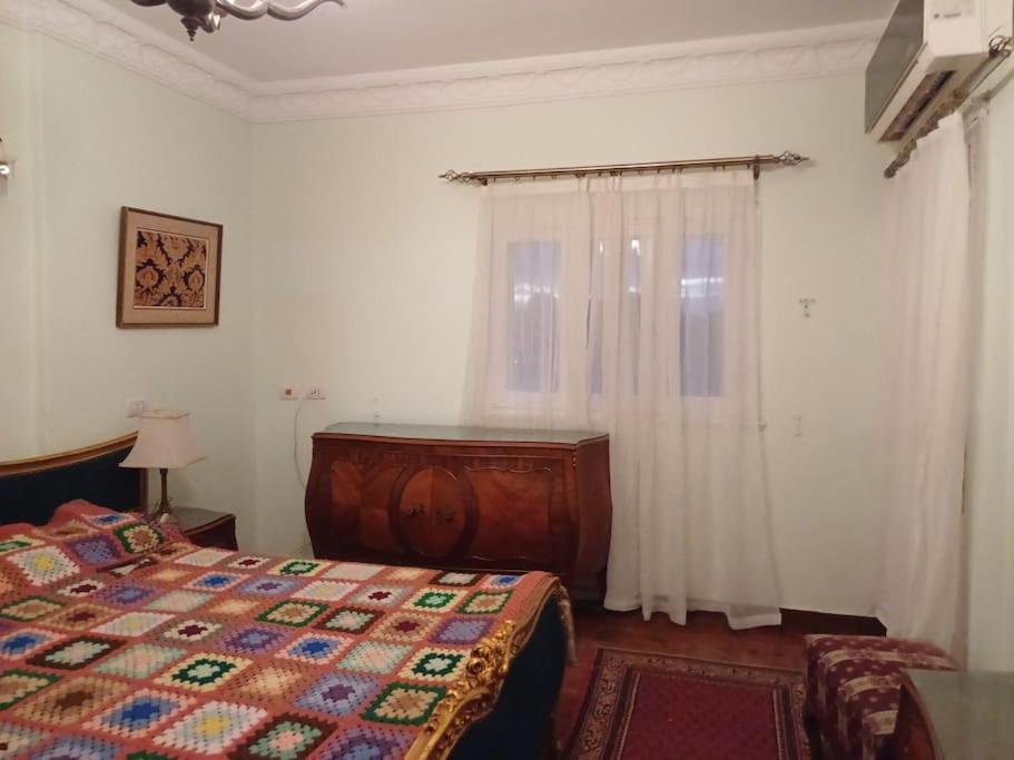 Stylish 2 Bedroom Apartment with city view in Agouza