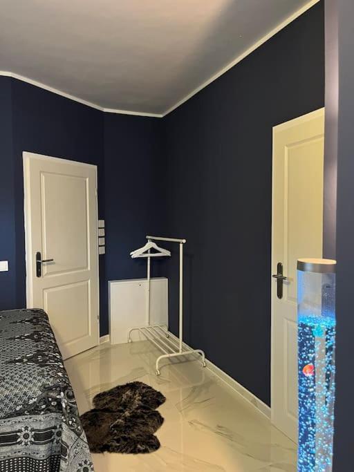 Neu Guest Place