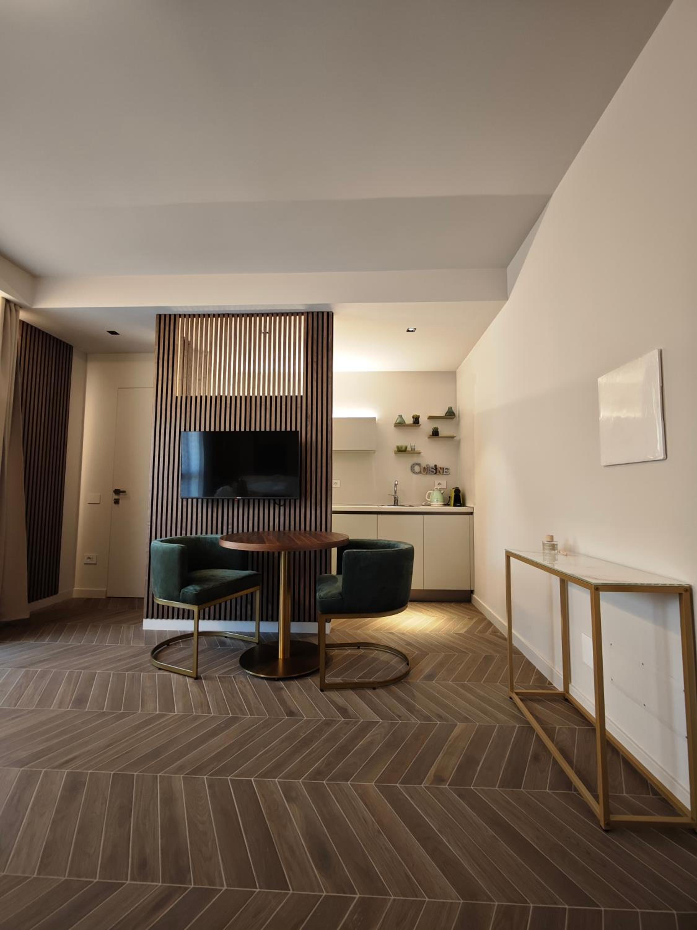 Oasi City Center Luxury Apartments photo 5