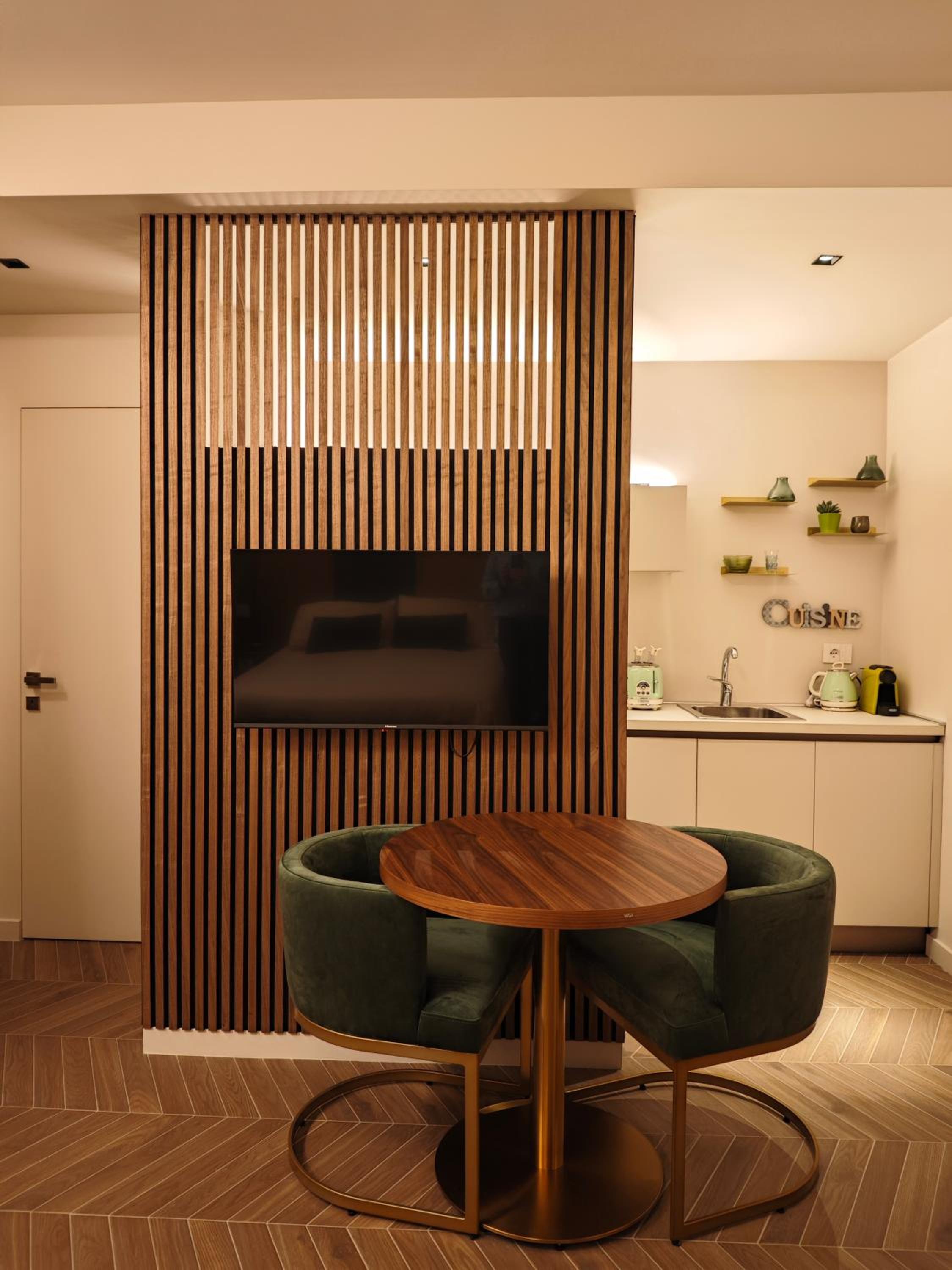 Oasi City Center Luxury Apartments photo 3