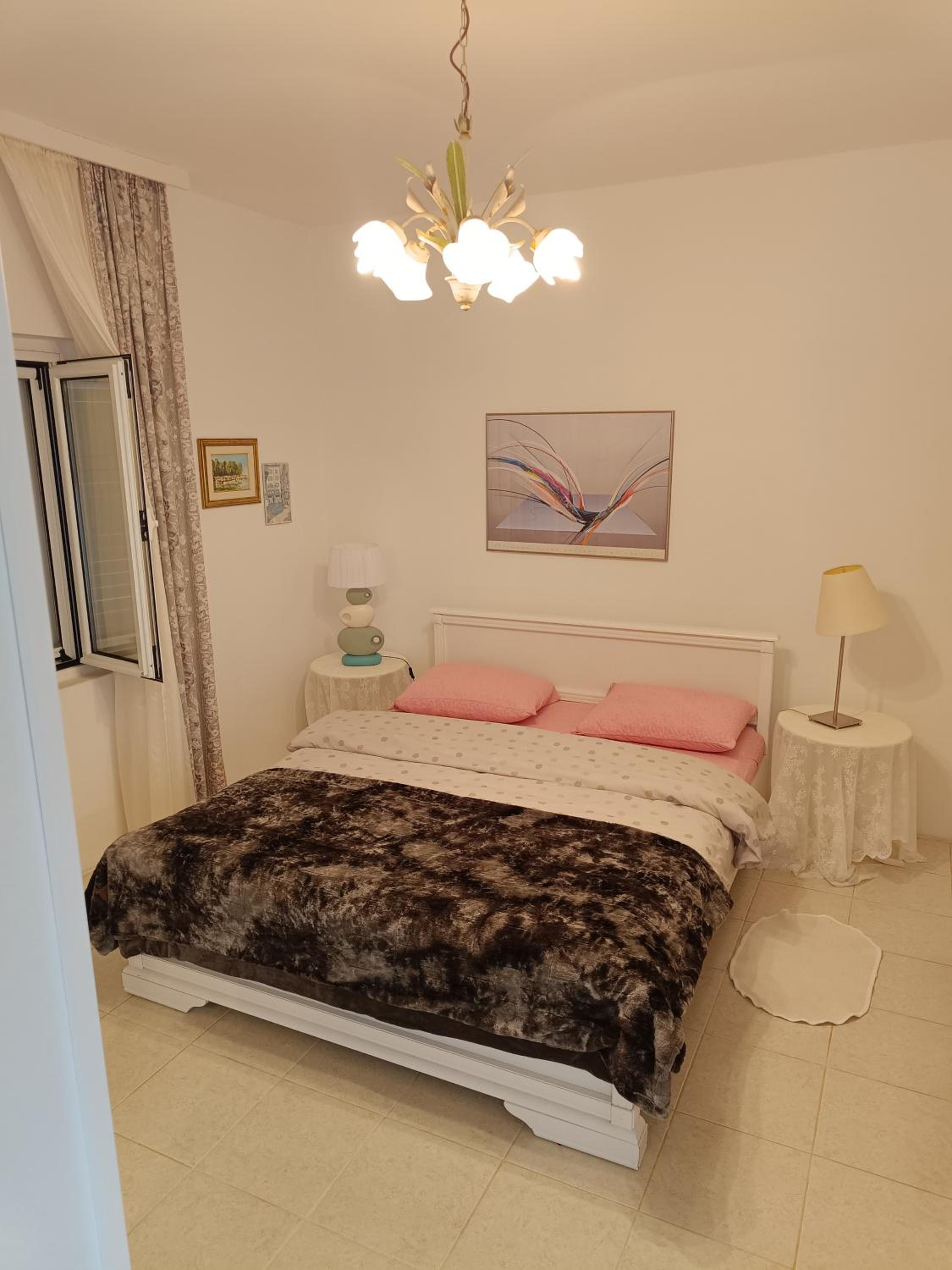 Oliva sea side guest house