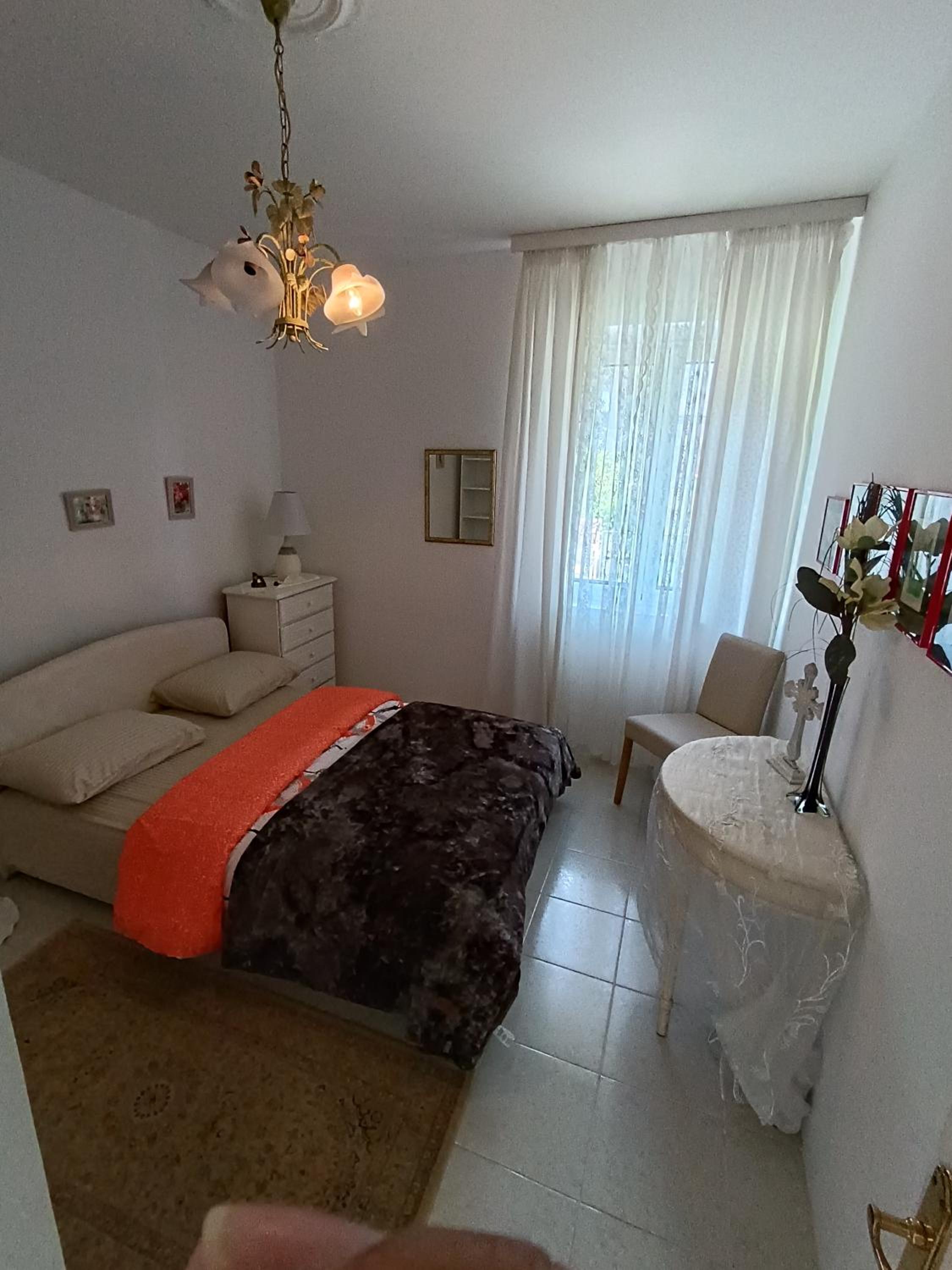 Oliva sea side guest house