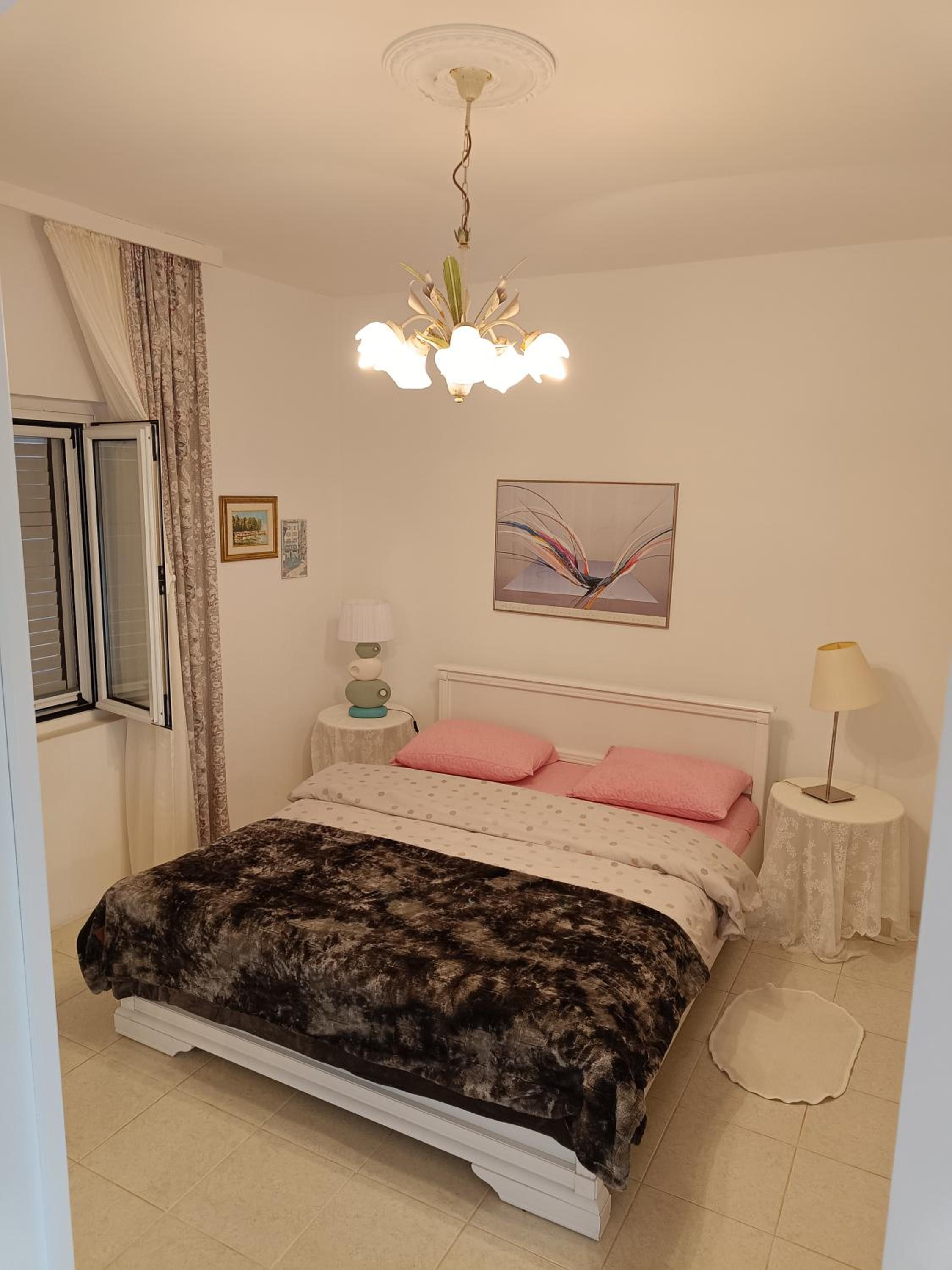 Oliva sea side guest house