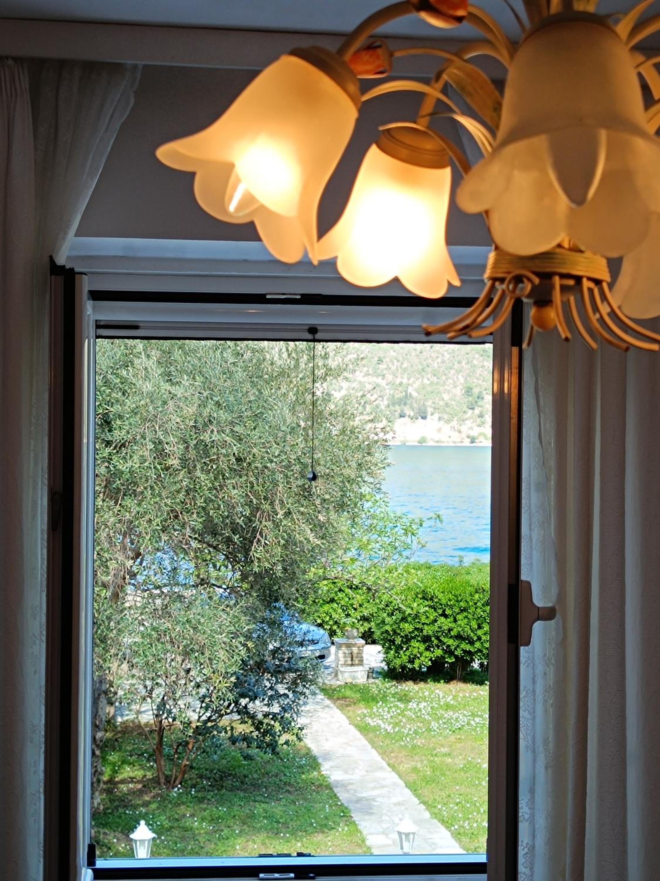 Oliva sea side guest house