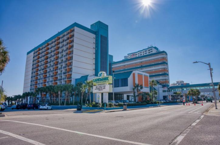 Oceanfront 1 Bedroom Suite-Stunning Views! Perfect for 4-6 guests! Landmark 1533 view 5