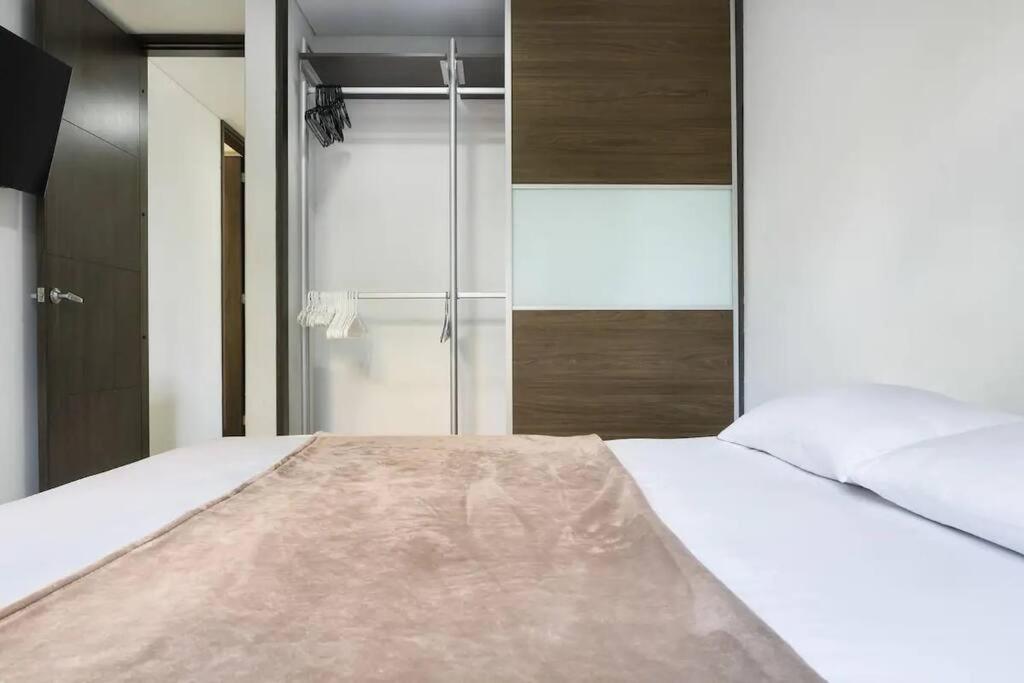 201 Huge terrace and beautiful view in El Poblado