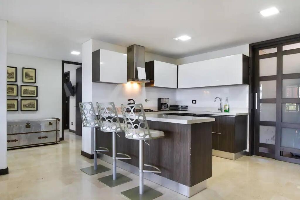 201 Huge terrace and beautiful view in El Poblado