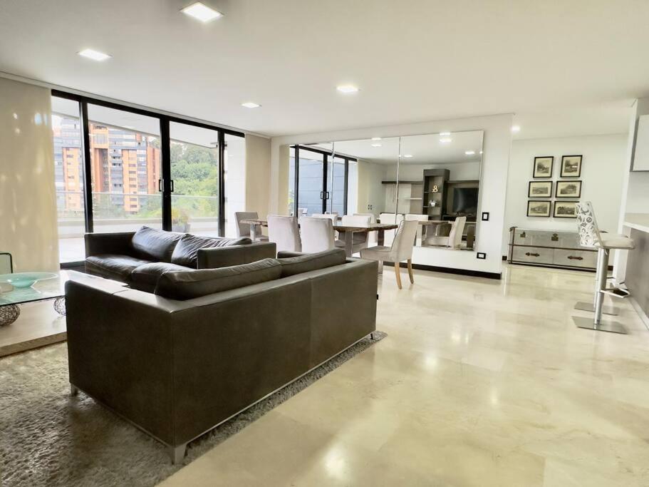 201 Huge terrace and beautiful view in El Poblado