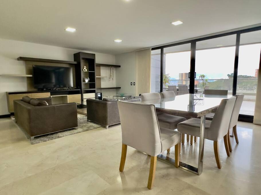 201 Huge terrace and beautiful view in El Poblado