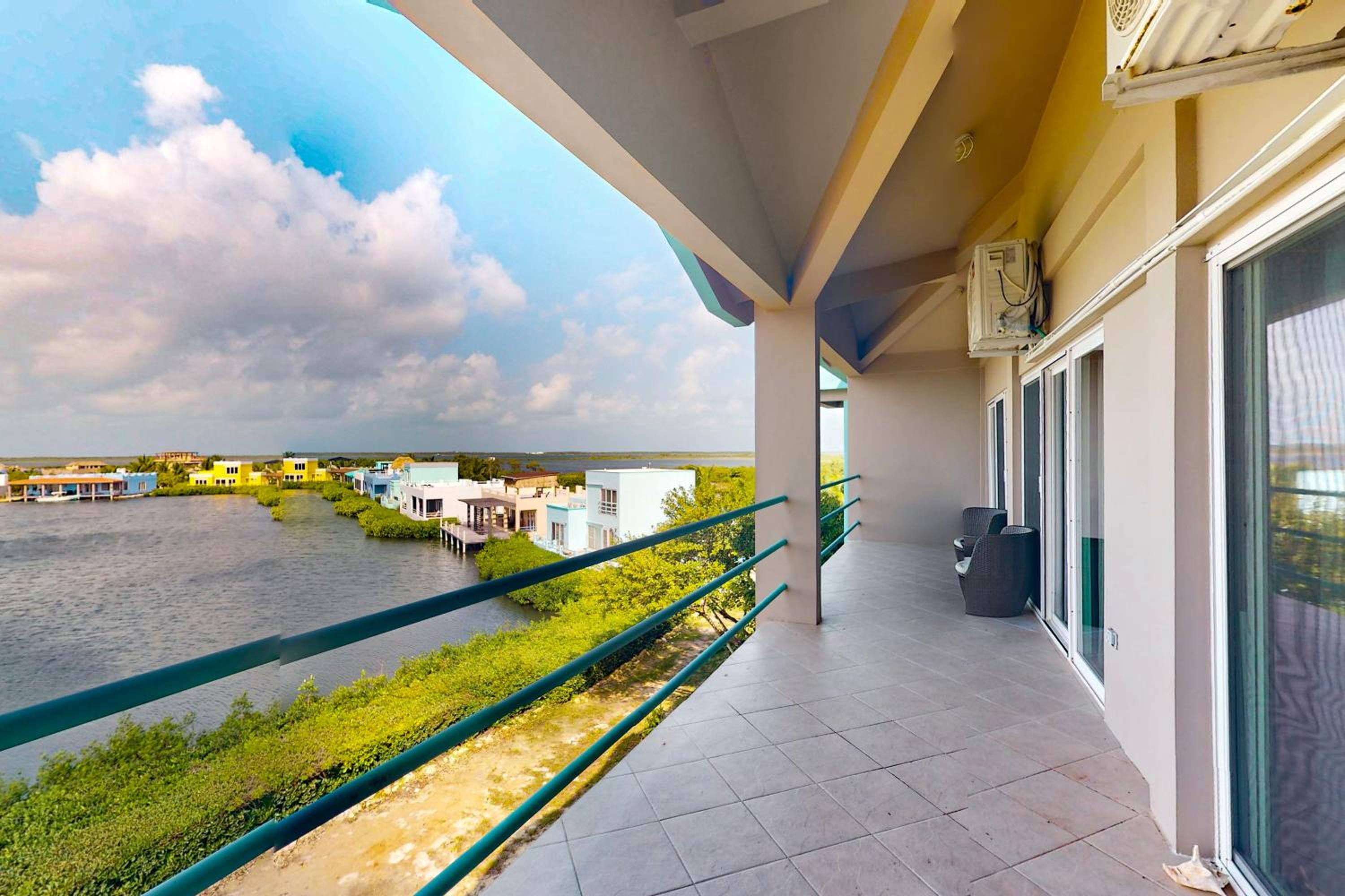 Suite B301 at Mara Laguna