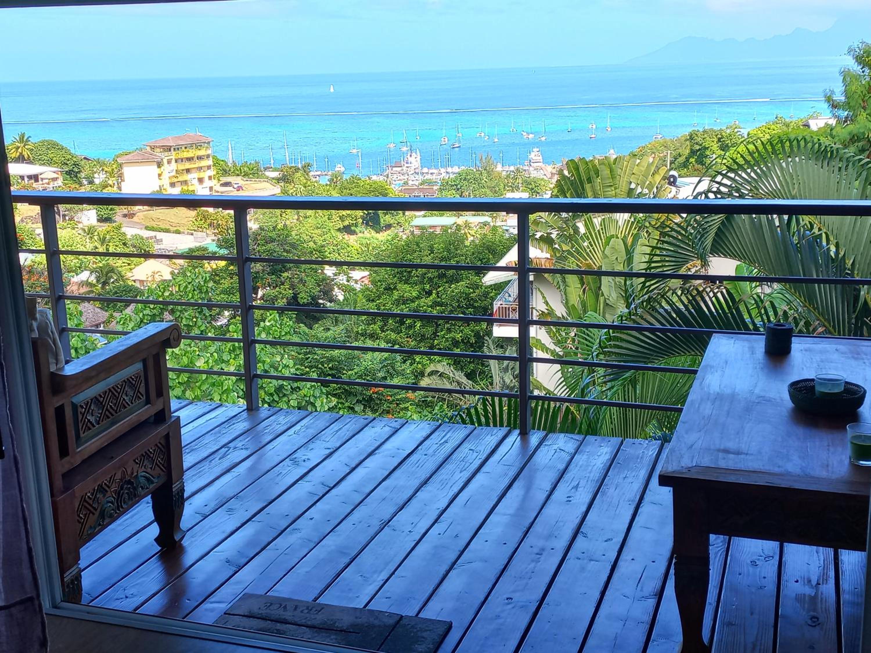 MARINA BLUE fabuleux Appartement vue LAGON