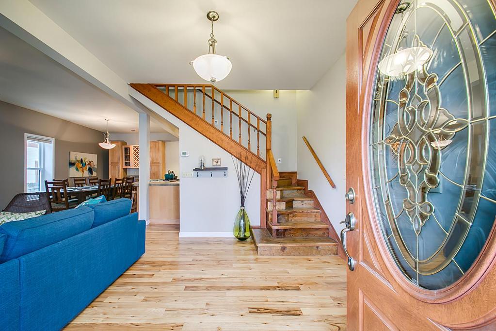 Hyde Park Home view 5