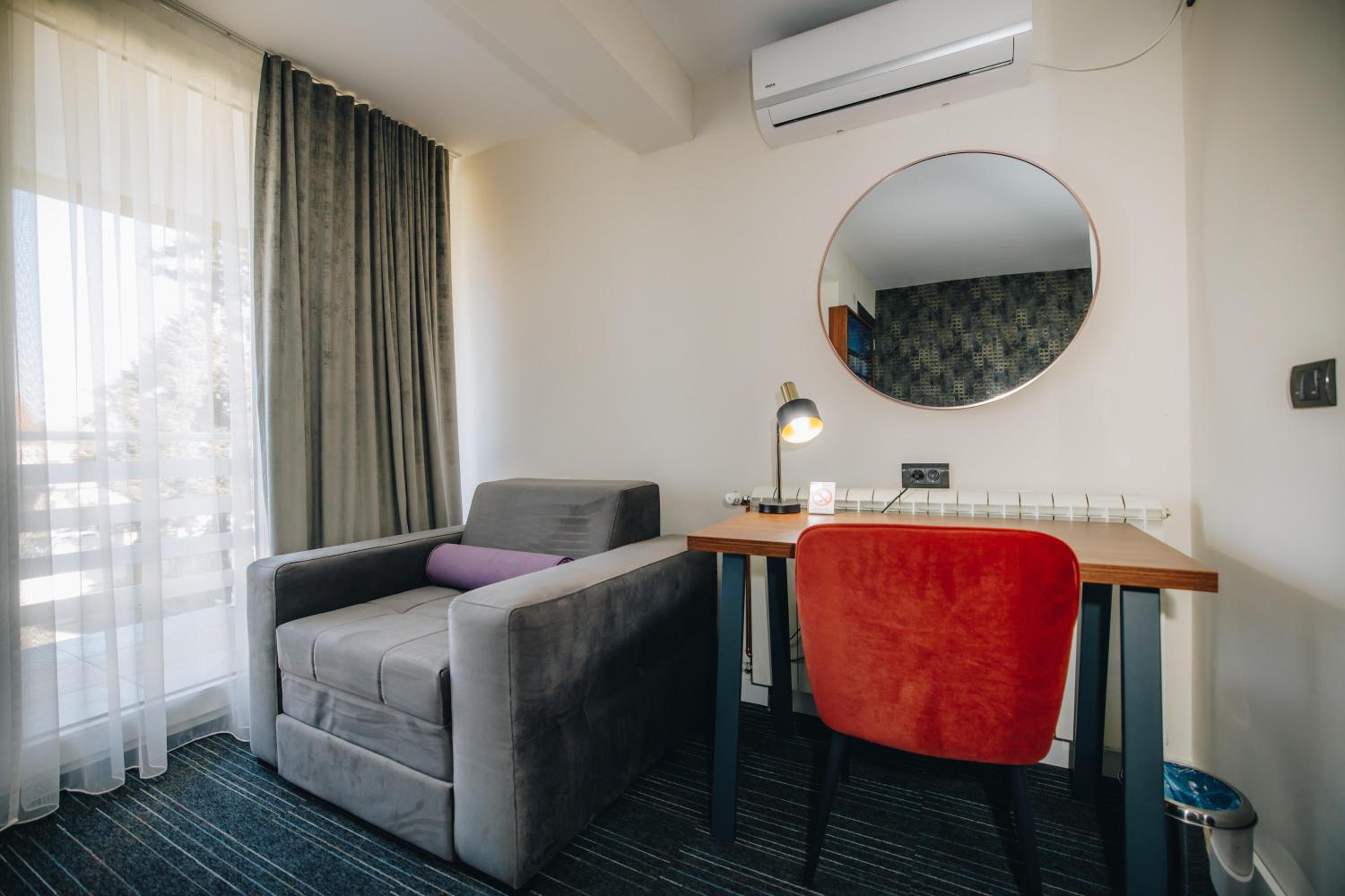 VILA RADOVIC ROOMS AND APARTMENTS view 2