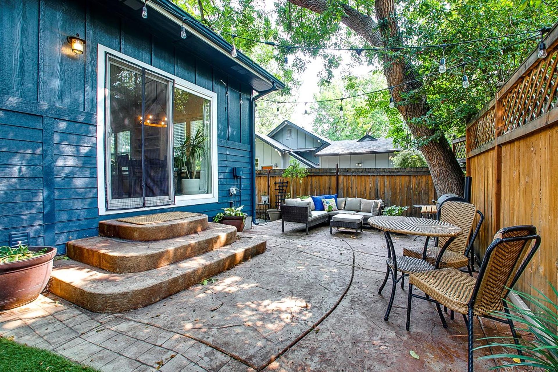 Blue Sky Bungalow view 3