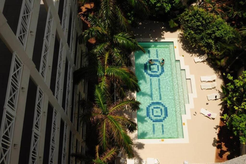 Apartamento en San Andrés frente al mar con piscina