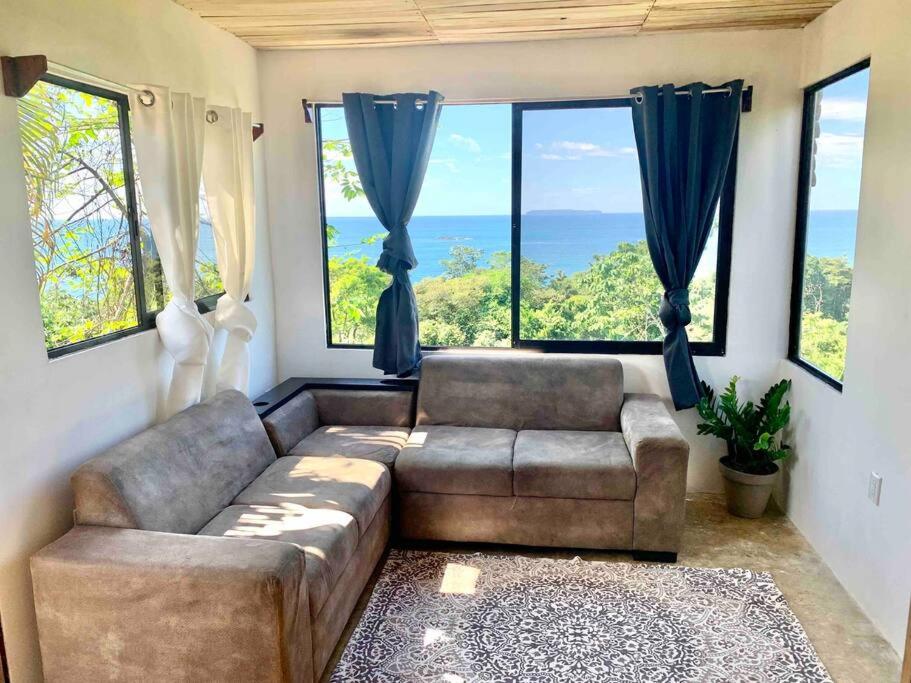 Cotinga Nest - King Bed, Ocean View
