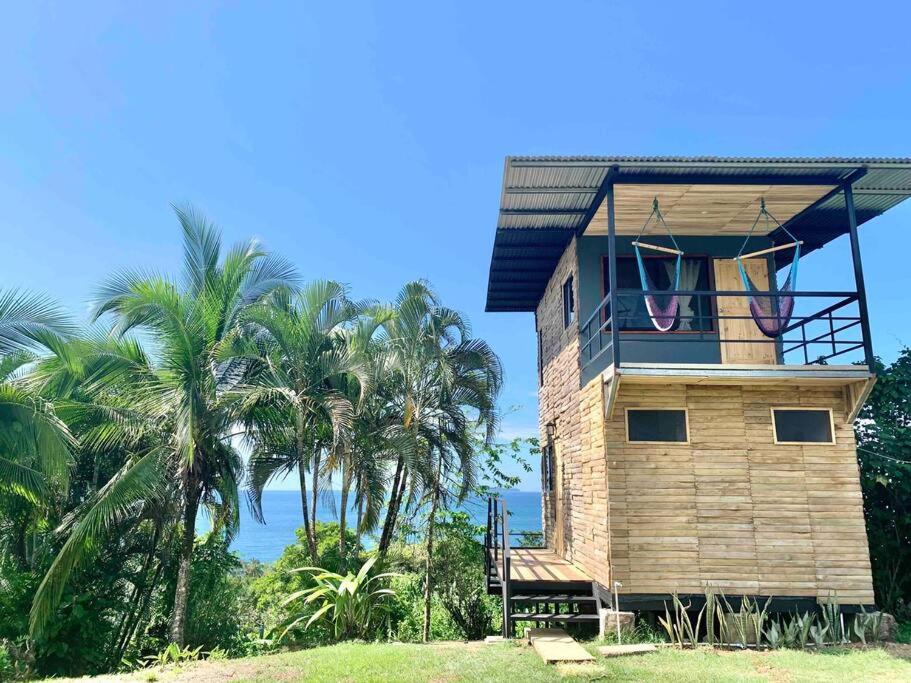 Cotinga Nest - King Bed, Ocean View