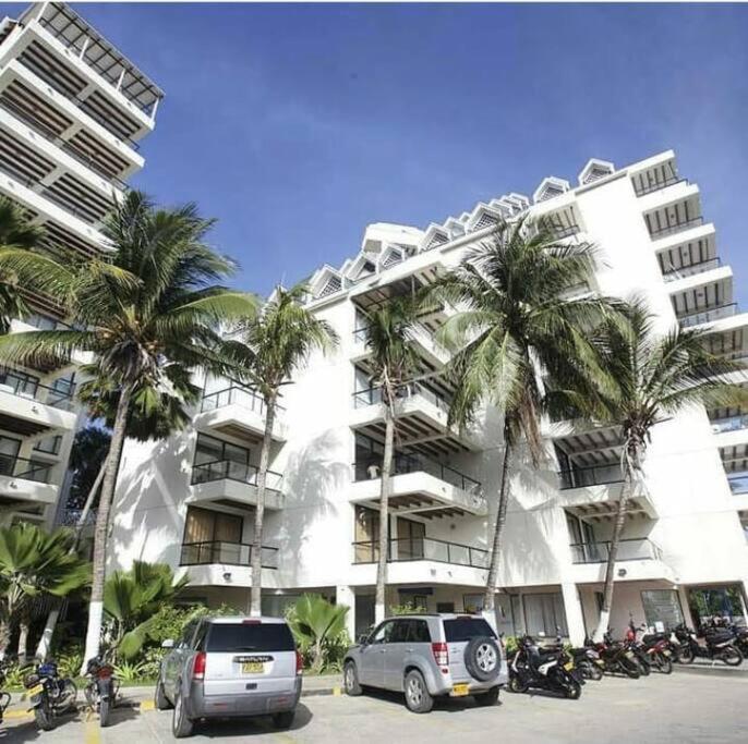 Apartamento en San Andrés frente al mar con piscina