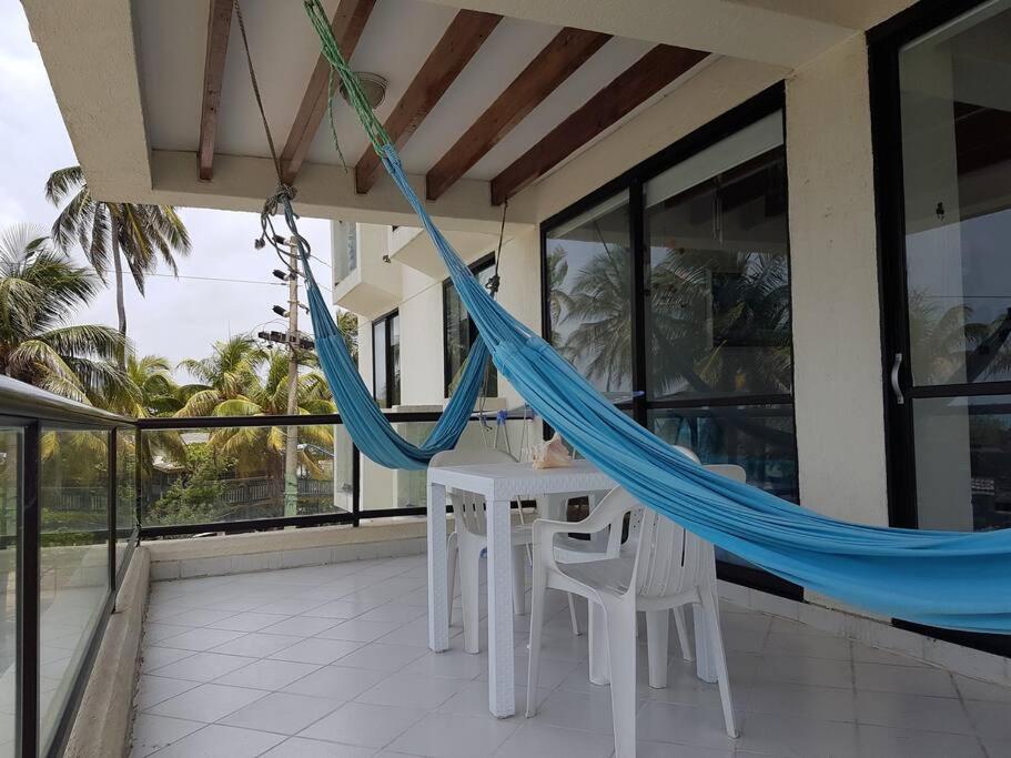 Apartamento en San Andrés frente al mar con piscina