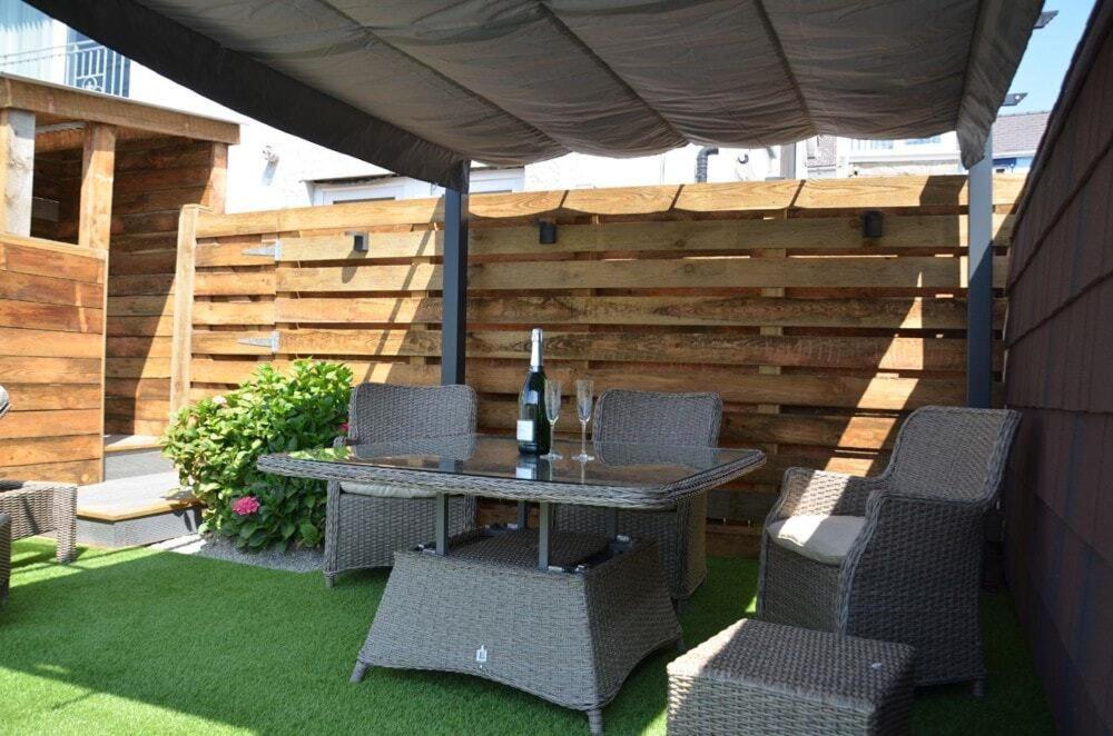 Pabell Pren Glamping by Aberporth Beach Holidays view 3