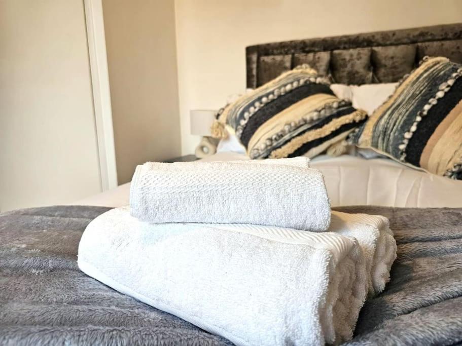 Golden Stay flat next to Camden Town view 5