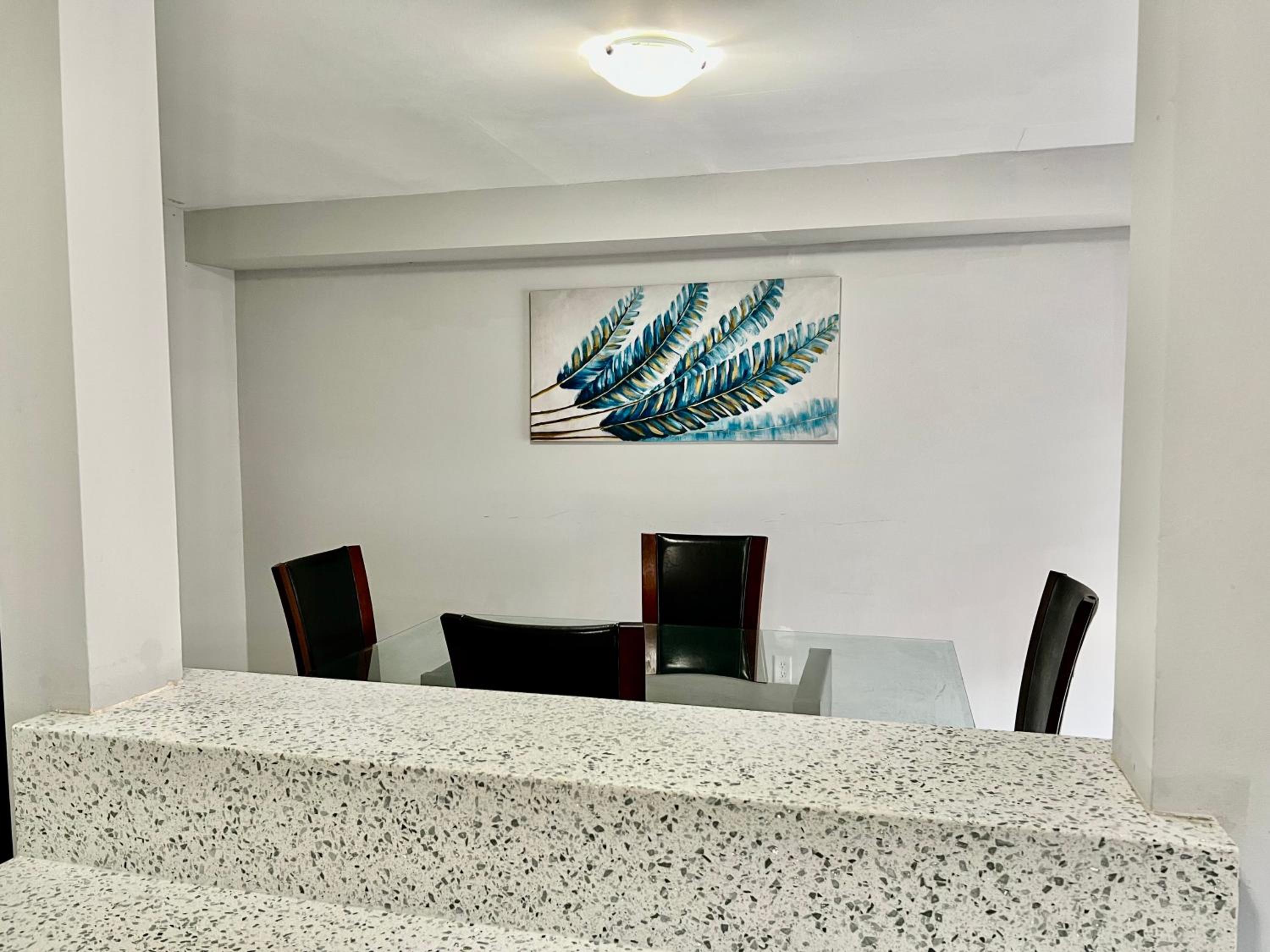 House In Scarborough 20 Minutes to Downtown